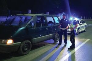 VELIKA AKCIJA SAOBRAĆAJNE POLICIJE: Isključeno 2.500 vozača, 372 imala više od 1,20 promila