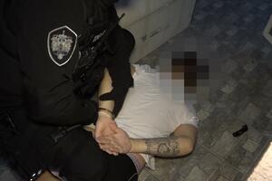 PALE DVE KRIMINALNE GRUPE: Uhapšeno 16 osoba zbog krijumčarenja migranata preko teritorije Republike Srbije! VIDEO, FOTO