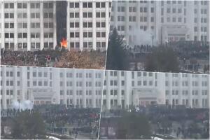 HAOS U KAZAHSTANU: Demonstranti upali u zgradu vlade u Almatiju, čuju se i pucnji! VIDEO