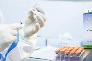 U Britaniji testirana personalizovana vakcina protiv melanoma: Pomaže imunitetu da se izbori sa ćelijama raka