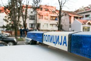 NALETEO NA STAJALIŠTE, DVOJE LJUDI POVREĐENO Mladić pokosio ljude na autobuskoj stanici u Beogradu pa se PREDAO SE POLICIJI (FOTO)