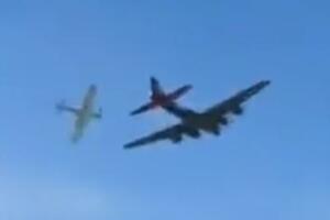 AVIONI SE SUDARILI U VAZDUHU! SRUŠIO SE AMERIČKI BOMBARDER B-17, ruševine razbacane po auto-putu! 6 MRTVIH! (VIDEO, FOTO)