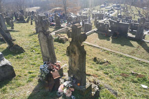 ZAŠTO SE U SRBIJI SVA OGLEDALA PREKRIVAJU KAD NEKO UMRE: I zašto se sa sahrane uvek valja vratiti drugim putem