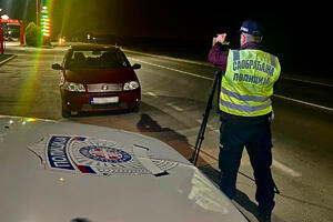 DIVLJALI POD DEJSTVOM ALKOHOLA I NARKOTIKA: 33 vozača u Nišu isključena iz saobraćaja, sedaju za volan i sa 2,47 promila