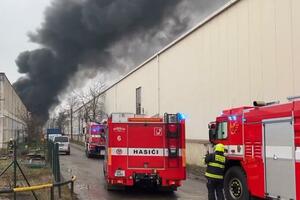 POŽAR U HOTELU U PRAGU: Zapalila se kesa za smeće, evakuisano 800 ljudi