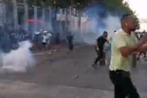NOVA NEMIRNA NOĆ U FRANCUSKOJ: Sukobi u Marseju, policija ispalila suzavac na demonstrante (FOTO)
