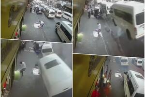 KAKO JE OVAJ ČOVEK OSTAO ŽIV?! Gledajte snimak eksplozije koja je raznela asfalt u ulici i vozila bacila kao da su igračke (VIDEO)