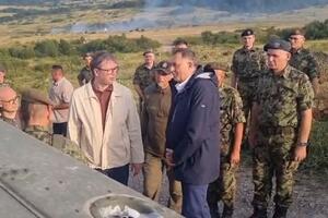MILORAD DODIK PRISUSTVOVAO VOJNIM VEŽBAMA NA PASULJANSKIM LIVADAMA: Vojska Srbije može zaštititi srpski narod!