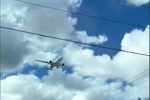 DRAMA NA LETU: Avion prinudno sleteo nakon što je dim uočen u kokpitu