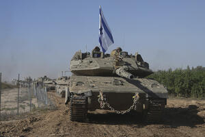 SPREMA SE INVAZIJA: U Gazi opsadno stanje, nakon Bajdenovih reči Izrael krenuo da gomila tenkove ISPRED RAFE