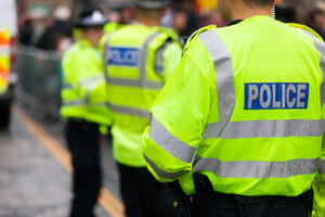 PRONAĐENO NOVOROĐENČE UMOTANO U PEŠKIR Londonska policija izdala DRAMATIČNO saopštenje