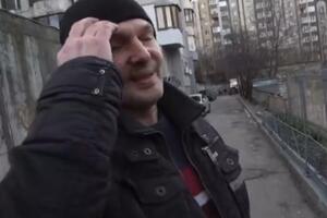 OVAJ UKRAJINAC STOJI IZA SMRTI VIŠE OD 130 BRITANACA? Novinare trag odveo do stare zgrade u Kijevu: To je PREZRENO I ZLO biće