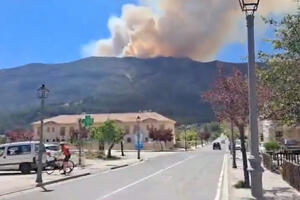 NAREĐENA HITNA EVAKUACIJA: Veliki požar zahvatio Španiju, izgorelo područje veličine 800 FUDBALSKIH TERENA (VIDEO)