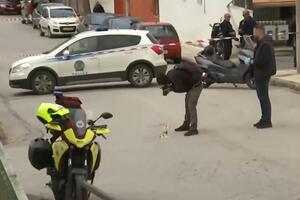 SUROVA LIKVIDACIJA U SOLUNU! Muškarac UBIJEN iz vozila u pokretu: Isplivali JEZIVI snimci sa mesta nesreće (VIDEO)