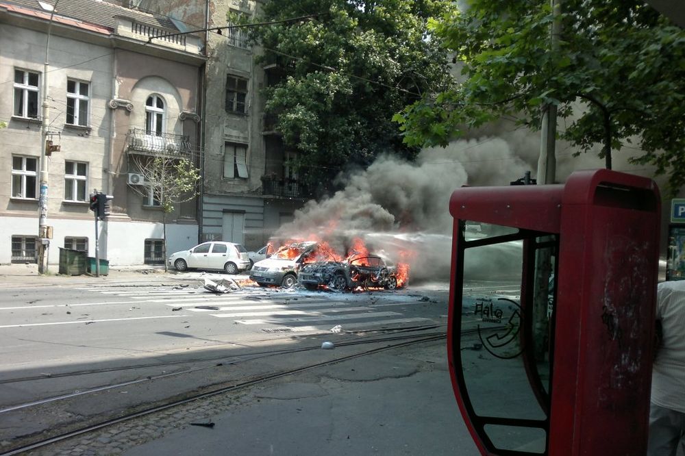 Čitalac reporter Kurira Sava Mandić zabeležio je trenutak eksplozije