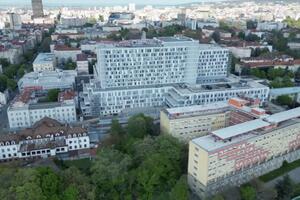 HELIKOPTEROM PREBAČEN IZ BANJALUKE U KC SRBIJE: Pacijentu hitno potrebna operacija na mozgu